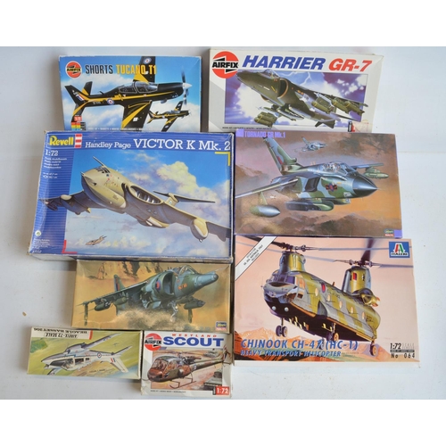 1277 - Collection of 1/72 scale RAF/RN/AAC plastic model kits (mostly unstarted, please note almost all wit... 