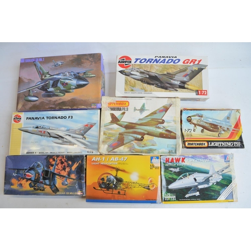 1278 - Collection of 1/72 scale RAF/RN/AAC plastic model kits (mostly unstarted, please note almost all wit... 