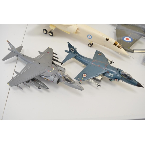 1287 - Five 1/48 scale built plastic models kits, all RAF/RN to include Airfix TSR2, Canberra and Vampire, ... 