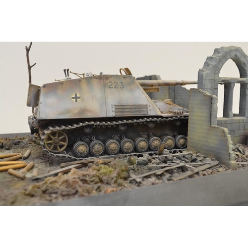 1298 - Highly detailed and very well constructed 1/35 scale plastic model WWII diorama depicting German Arm... 