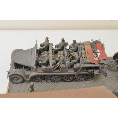 1299 - Highly detailed and very well constructed 1/35 scale plastic model WWII diorama depicting German Arm... 