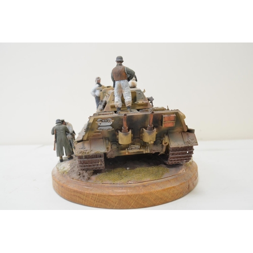 1301 - A pair of highly detailed and very well constructed 1/35 scale plastic model WWII dioramas depicting... 