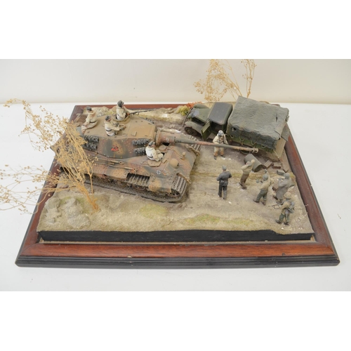 1301 - A pair of highly detailed and very well constructed 1/35 scale plastic model WWII dioramas depicting... 