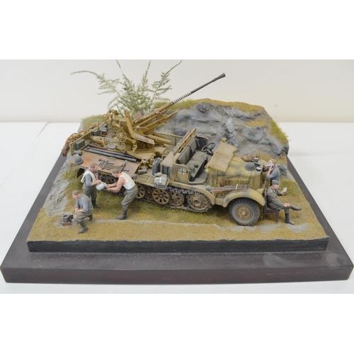 1302 - A pair of highly detailed and very well constructed 1/35 scale plastic model WWII dioramas depicting... 