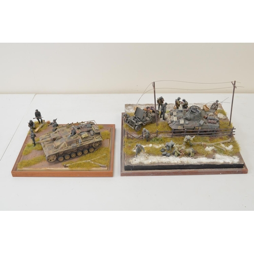 1309 - A pair of highly detailed and very well constructed 1/35 scale plastic model WWII German dioramas, o... 