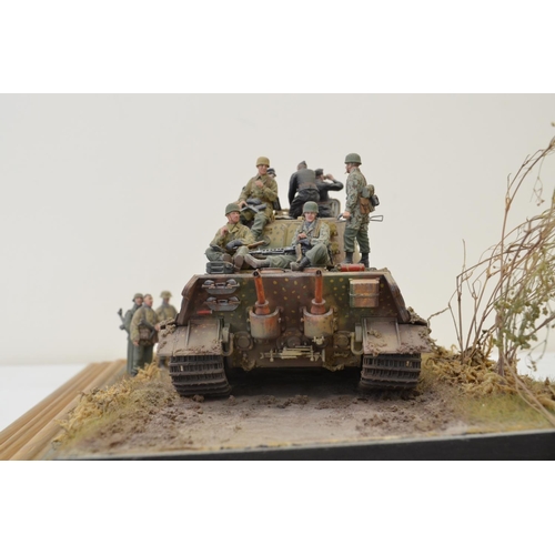 1310 - Highly detailed and very well constructed 1/35 scale plastic model WWII diorama depicting German Arm... 