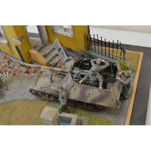 1311 - Three highly detailed and very well constructed 1/35 scale plastic model WWII German Army dioramas i... 