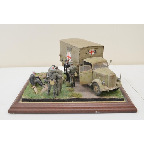 1314 - Three highly detailed and very well constructed 1/35 scale plastic model WWII German Army dioramas, ... 