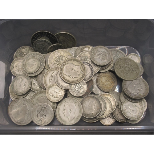 699 - Collection of Post-1920/Pre-1947 GB silver content coins to inc. shillings, six pences, three pences... 