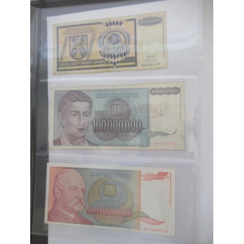 817 - Folder cont. a mixed collection of c20th Russian, Romanian, Indonesian and other banknotes (167)