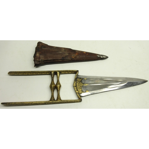 199 - 18th century Mughal Indian gold inlaid Katar dagger, 6.5