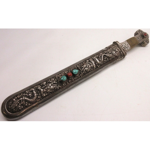 210 - Circa 19th century Tibetan dagger, 10.5