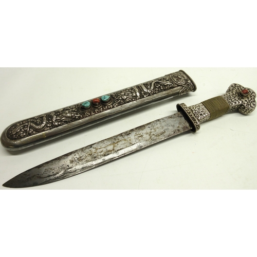 210 - Circa 19th century Tibetan dagger, 10.5