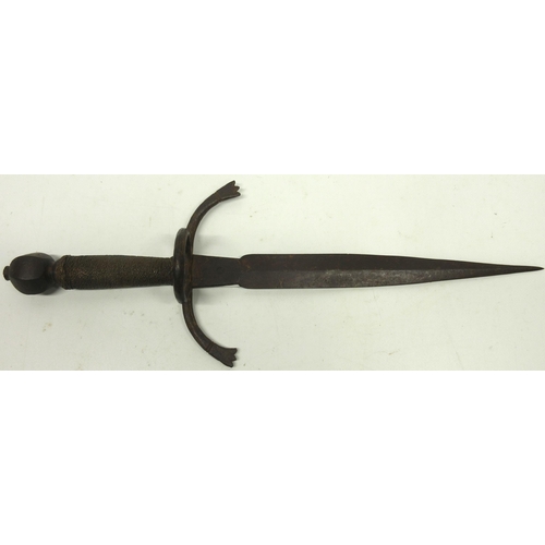 231 - Circa 18th century Main-gauche dagger, 9.5