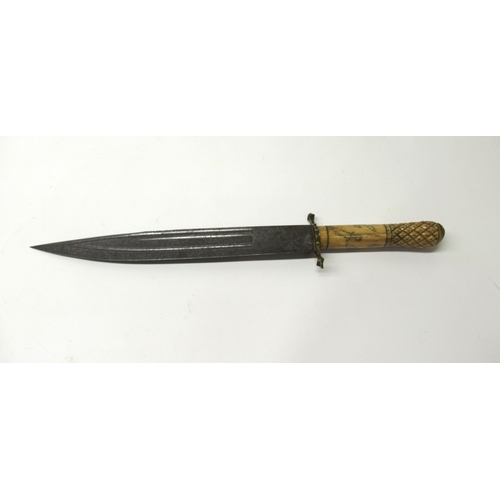 219 - Unusual 19th century knife / dagger in the Bowie style, 9.5