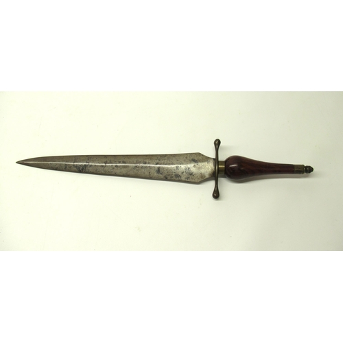 224 - Circa 18th century English plug bayonet, 12