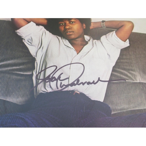 920 - Joan Armatrading Signed - Walk Under Ladders AMLH64876, Kind Words Extended Mix AMY315, The Very Bes... 