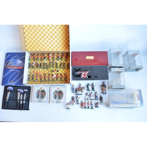 1384 - Collection of mostly unboxed 54mm painted metal soldier figures from W Britain's to include 14x indi... 