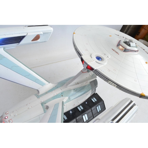 1389 - Large built up 1/350 scale USS Enterprise NCC-1701A model kit with added lighting (mains fed), model... 