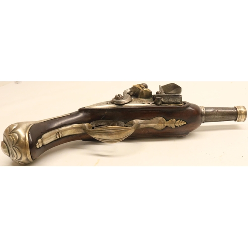 72 - Late 18th century French small bore flintlock pistol, 2 3/4