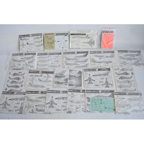 1277 - Collection of 1/72 scale RAF/RN/AAC plastic model kits (mostly unstarted, please note almost all wit... 