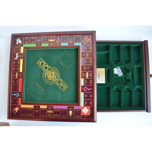 1399 - Franklin Mint Collector's Edition Monopoly board game with 22 carat gold plated details and playing ... 