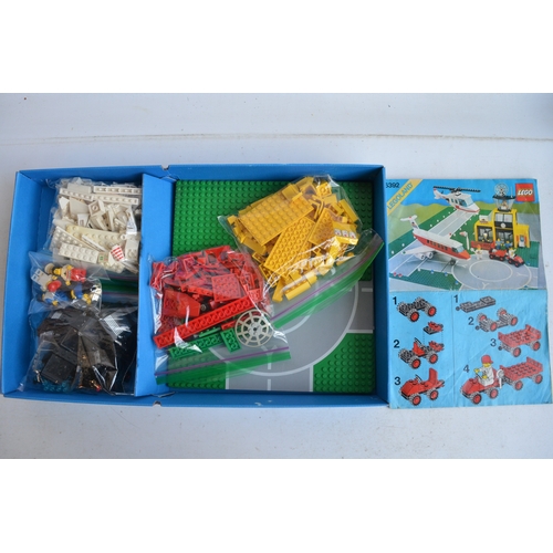 1402 - Two C1980's boxed Lego sets to include 6386 Police station (1986, box complete with inner clear plas... 