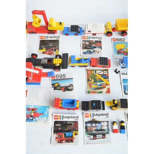 1404 - Nineteen vintage unboxed Lego/Legoland Town sets, all sets complete and all with original instructio... 