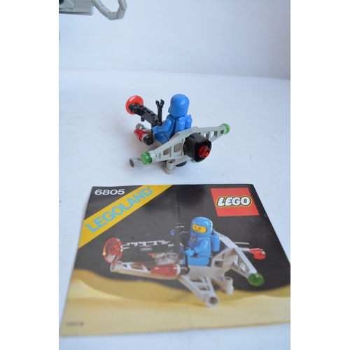 1409 - Ten vintage Lego Space sets circa late 1970's-80's to include sets 885, 889, 891, 6805, 6890, 6892, ... 