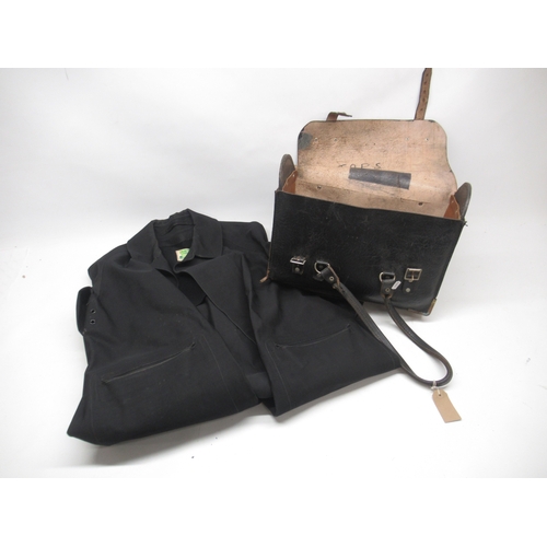 974 - Del-Guerra British Railways Macintosh and a British Railways black leather driver's/guard's bag, L41... 