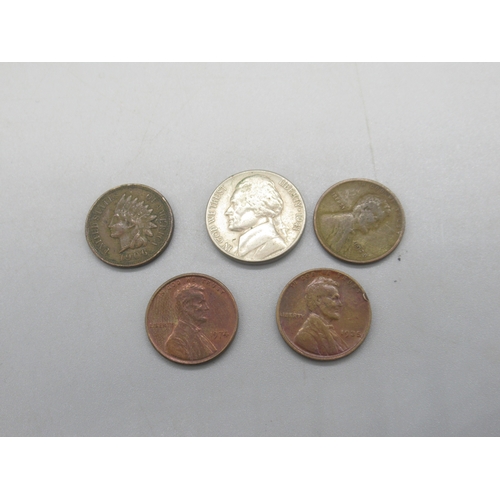 668 - 1921 US dollar coin in brass belt mount, 1902 US dollar (x2), 1921 US Dollar, 1884 US Dollar, 1885 U... 