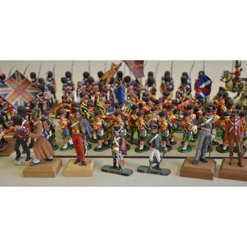 694 - Collection of mostly metal kit painted Napoleonic War era infantry and cavalry figures (scale approx... 