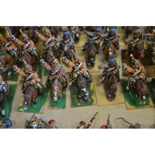 696 - Collection of metal (mostly) and plastic kit painted Napoleonic War era soldier figures including ga... 