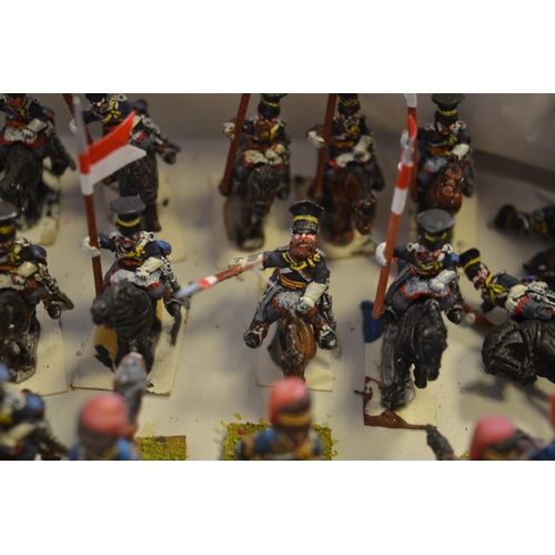 697 - Collection of white metal kit painted Napoleonic War era gaming infantry and cavalry figures, no bra... 