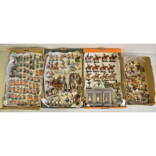 698 - Collection of metal Napoleonic/Crimean War era soldier figures, mostly 1/32 scale including painted ... 