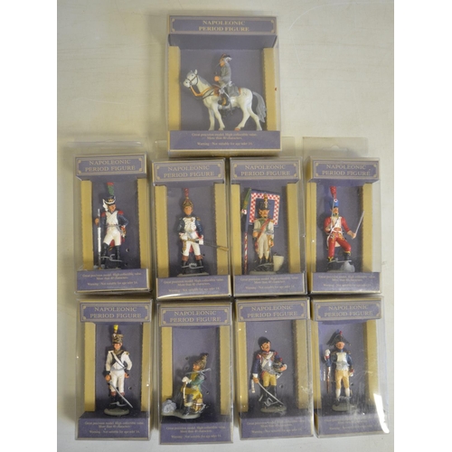 698 - Collection of metal Napoleonic/Crimean War era soldier figures, mostly 1/32 scale including painted ... 