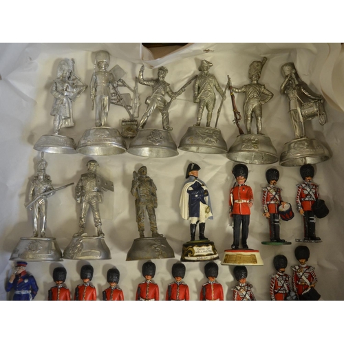 702 - Collection of metal bandsmen and other soldier figures to include Corgi Icons (generally good condit... 