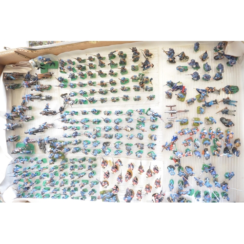 705 - Extensive collection of home painted white metal American Civil War gaming figures (scale approx 1/4... 