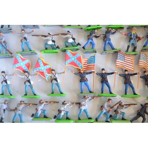 707 - Extensive collection of American Civil War soldier figures, generally 1/32 scale including home pain... 