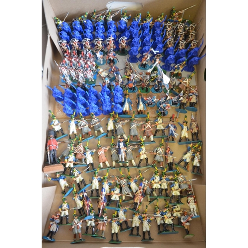 708 - Extensive mixed collection of model soldiers, generally 1/32 scale to include home painted white met... 