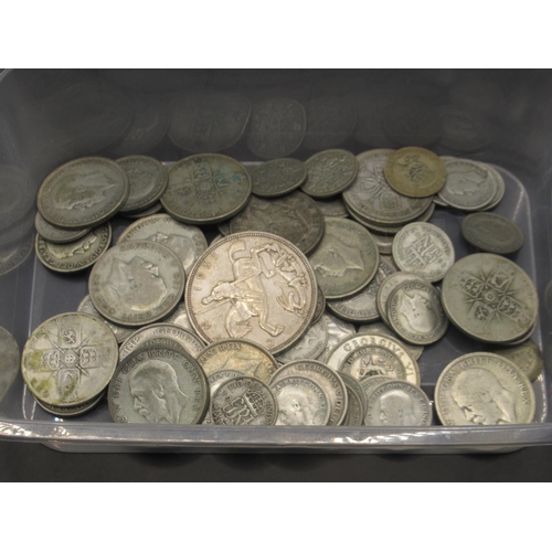 110 - Collection of Post 1920/Pre-1947 GB silver content coins to inc. shillings, sixpence, 1935 Crown, et... 