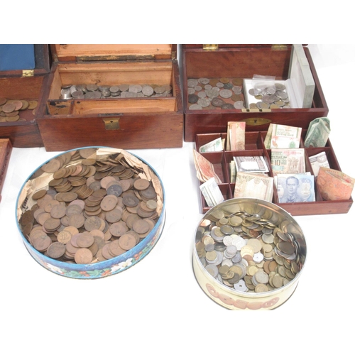 113 - Large collection of British and International coins to inc. large mixed collection of QEII sixpences... 