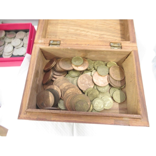 113 - Large collection of British and International coins to inc. large mixed collection of QEII sixpences... 