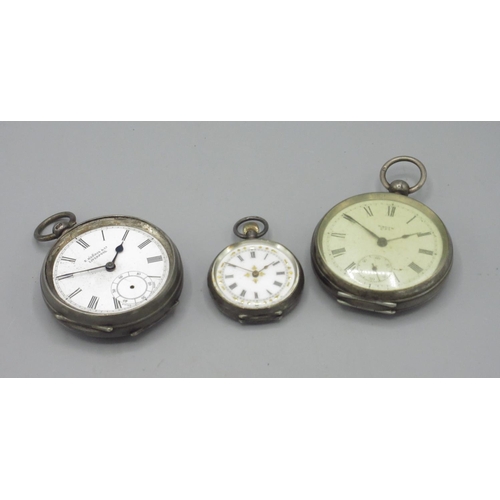 501 - Elgin, silver key wound pocket watch, signed white enamel Roman dial, subsidiary seconds, Keystone W... 