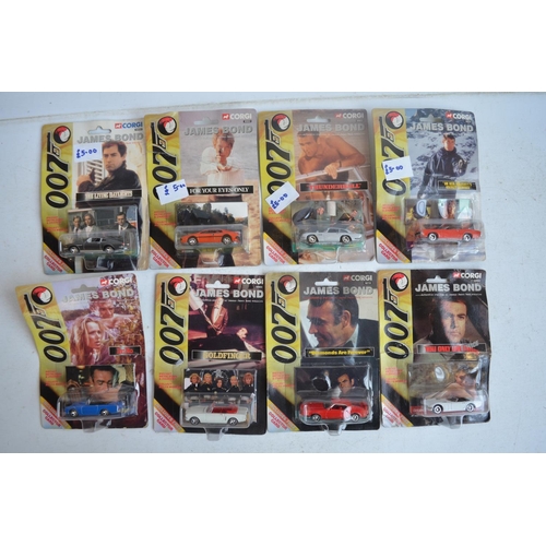 567 - Collection of diecast model vehicles from Corgi, Dinky, Matchbox etc including 8 small scale blister... 