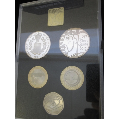 286 - United Kingdom- Royal Mint Chief Engraver Master proof coin sets comprising of a 2015 Commemorative ... 