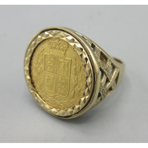 609 - Queen Victoria 1866 full sovereign mounted in a 9ct gold signet ring, 15.78g, size Z+1 (USA 13)