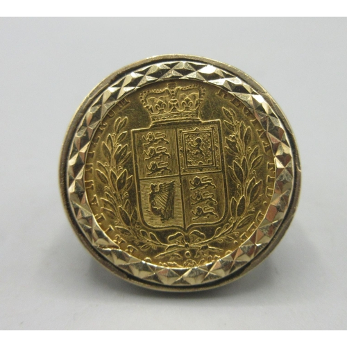 609 - Queen Victoria 1866 full sovereign mounted in a 9ct gold signet ring, 15.78g, size Z+1 (USA 13)