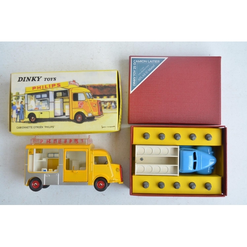 571 - Collection of modern reproduction Dinky Toys diecast model trucks and a road sign set from Atlas Edi... 