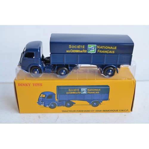 572 - Forty boxed modern reproduction Dinky Toys diecast model vehicles from Atlas Editions including 7 un... 